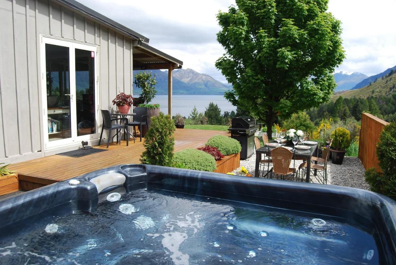 Private Cottage With Spa And Amazing Lake Views Closeburn Екстер'єр фото